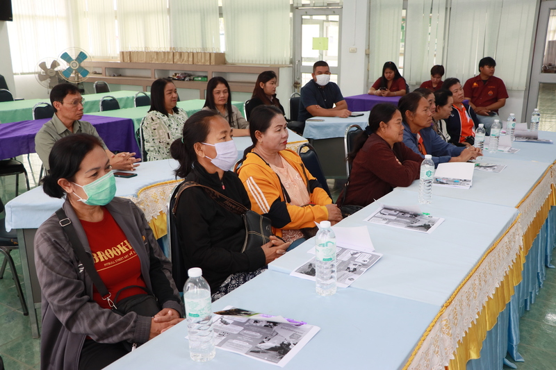 นักวิจัย ม.นครพนม ส่งเสริมเกษตรกรผู้เลี้ยงไก่ 3 สายเลือด “ศรีโคตรบูรณ์” สายพันธุ์ลูกผสมพื้นเมือง พบลงทะเบียนจองคิวยาวถึงกลางปี