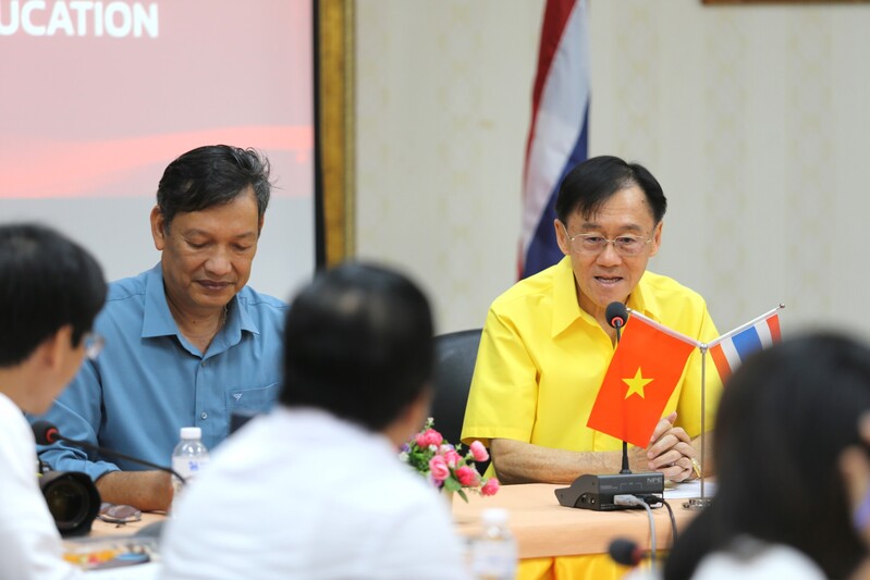 ม.นครพนม ต้อนรับคณะนักวิจัยจากมหาวิทยาลัยการศึกษาเว้ สาธารณรัฐสังคมนิยมเวียดนาม