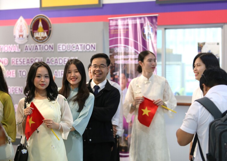 ม.นครพนม ต้อนรับคณะนักวิจัยจากมหาวิทยาลัยการศึกษาเว้ สาธารณรัฐสังคมนิยมเวียดนาม