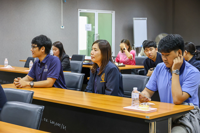 ม.นครพนม มอบสถานีตรวจวัดคุณภาพอากาศ PM2.5 แก่เทศบาลเมืองนครพนม