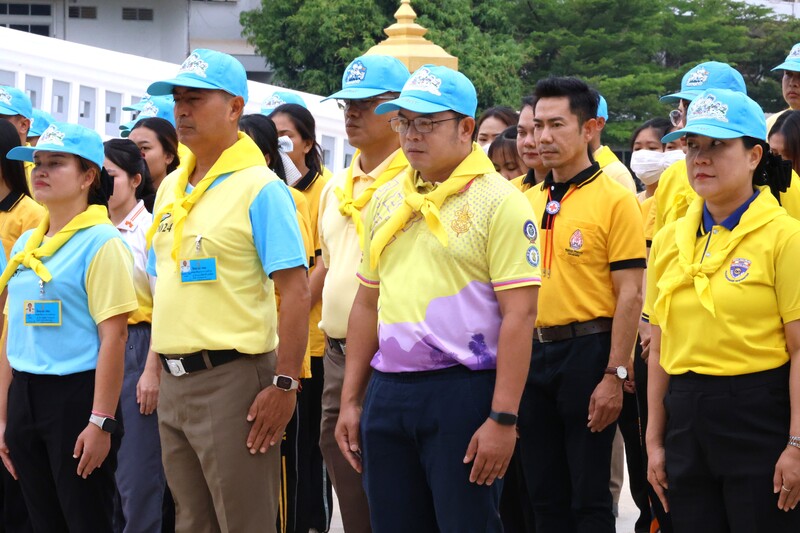 ม.นครพนม ร่วมกิจกรรมจิตอาสาบำเพ็ญสาธารณะประโยชน์งานพิธีพระราชทานปริญญาบัตร