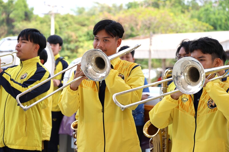 วงโยธวาทิต ม.นครพนม ซักซ้อมเพลงและขบวนนำแถวบัณฑิตงานพิธีพระราชทานปริญญาบัตร