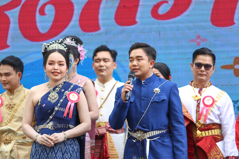 ม.นครพนมจัดโครงการสืบสานประเพณีสงกรานต์ รดน้ำขอพรเนื่องในวันขึ้นปีใหม่ไทย ประจำปี 2568