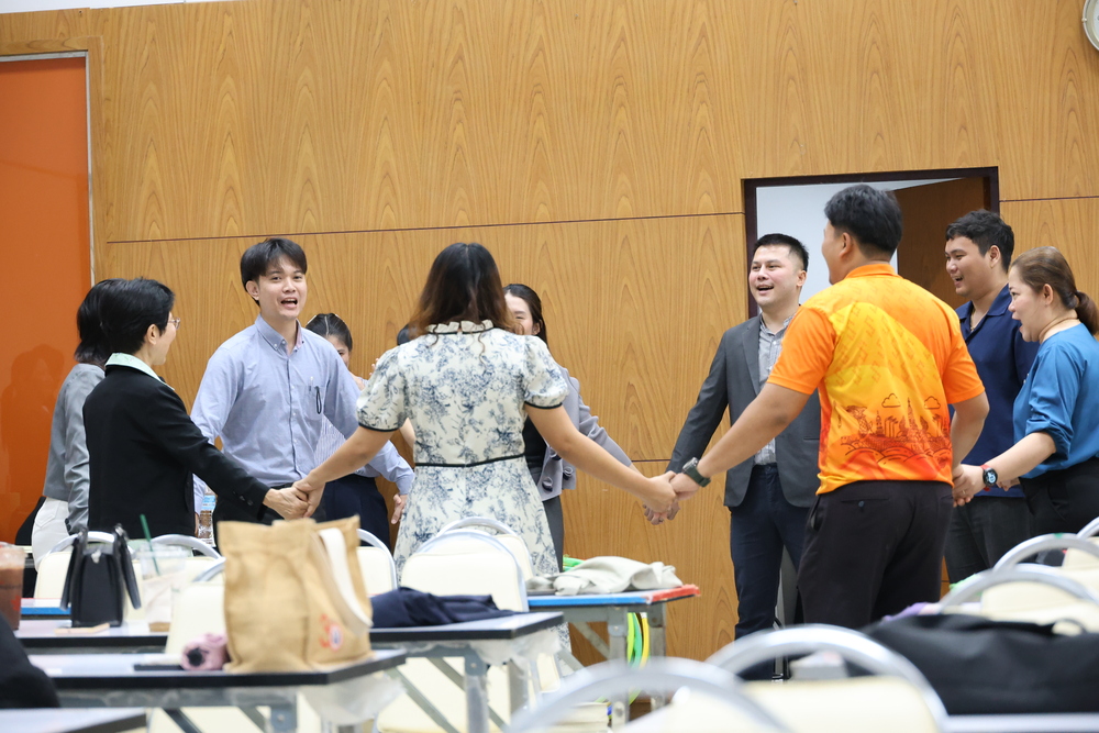 ม.นครพนม ต้อนรับบุคลากรใหม่ เติมพลัง สร้างแรงบันดาล ร่วมเดินหน้าขับเคลื่อนมหาวิทยาลัยสู่อนาคตที่ยั่งยืน