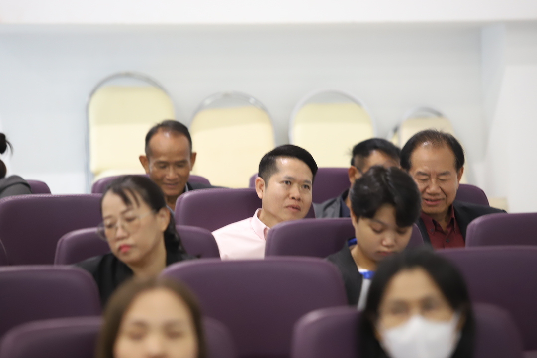 ม.นครพนมร่วมจัดอบรม “จริยธรรมการวิจัย” สร้างนักวิจัยคุณภาพ ขับเคลื่อนสู่มาตรฐานสากล