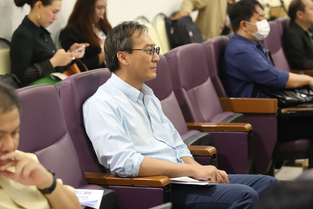 ม.นครพนมร่วมจัดอบรม “จริยธรรมการวิจัย” สร้างนักวิจัยคุณภาพ ขับเคลื่อนสู่มาตรฐานสากล