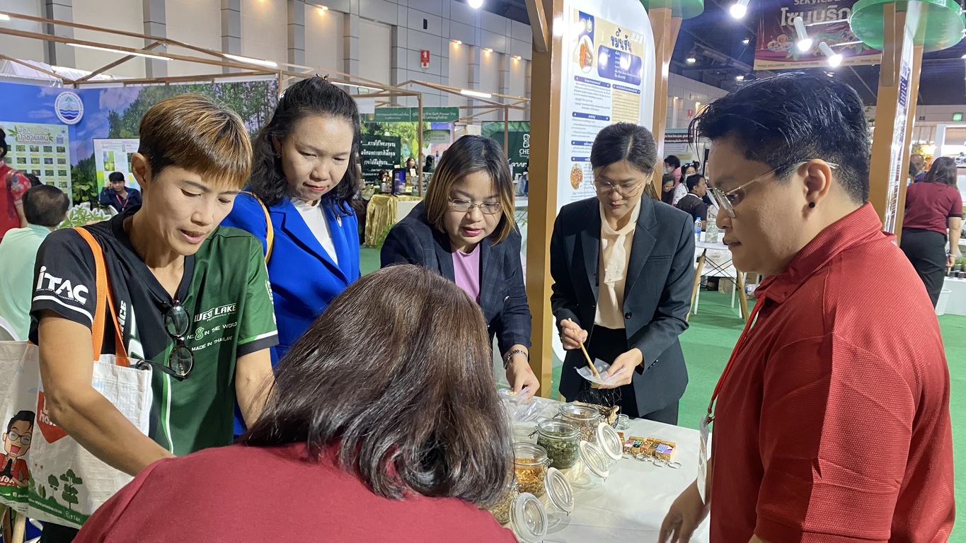 มหาวิทยาลัยนครพนมร่วมงานมหกรรมสมุนไพรแห่งชาติ ครั้งที่ 22 ภูมิปัญญาไทย ซอฟต์พาวเวอร์ไทย สร้างเศรษฐกิจ