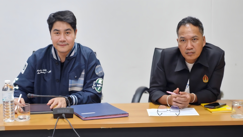 ประชุมหารือเตรียมสร้างเรือไฟสืบสานประเพณีไหลเรือไฟ จังหวัดนครพนม ประจำปี 2568