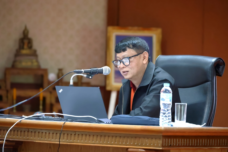 อบรม “การใช้เทคโนโลยี AI เขียนตำราขอตำแหน่งทางวิชาการ”