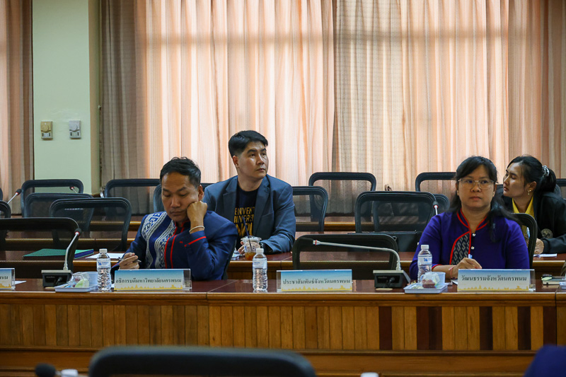 มหาวิทยาลัยนครพนม ร่วมประชุมเตรียมความพร้อมจัดประเพณีไหลเรือไฟและงานกาชาดจังหวัดนครพนม ประจำปี 2568