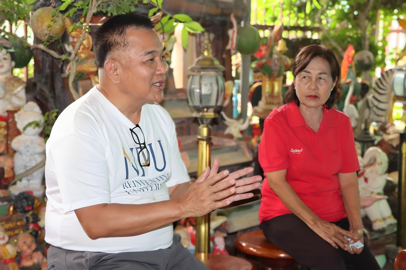 ว.การท่องเที่ยวและอุตสาหกรรมบริการ ลงพื้นที่ริมโขงหนุนหลักสูตร Non-Degree ปั้นผู้ประกอบการเศรษฐกิจสร้างสรรค์ (The College of Tourism and Service Industry is on the ground along the Mekong River supporting the Non-Degree program to cultivate creative economy entrepreneurs.)