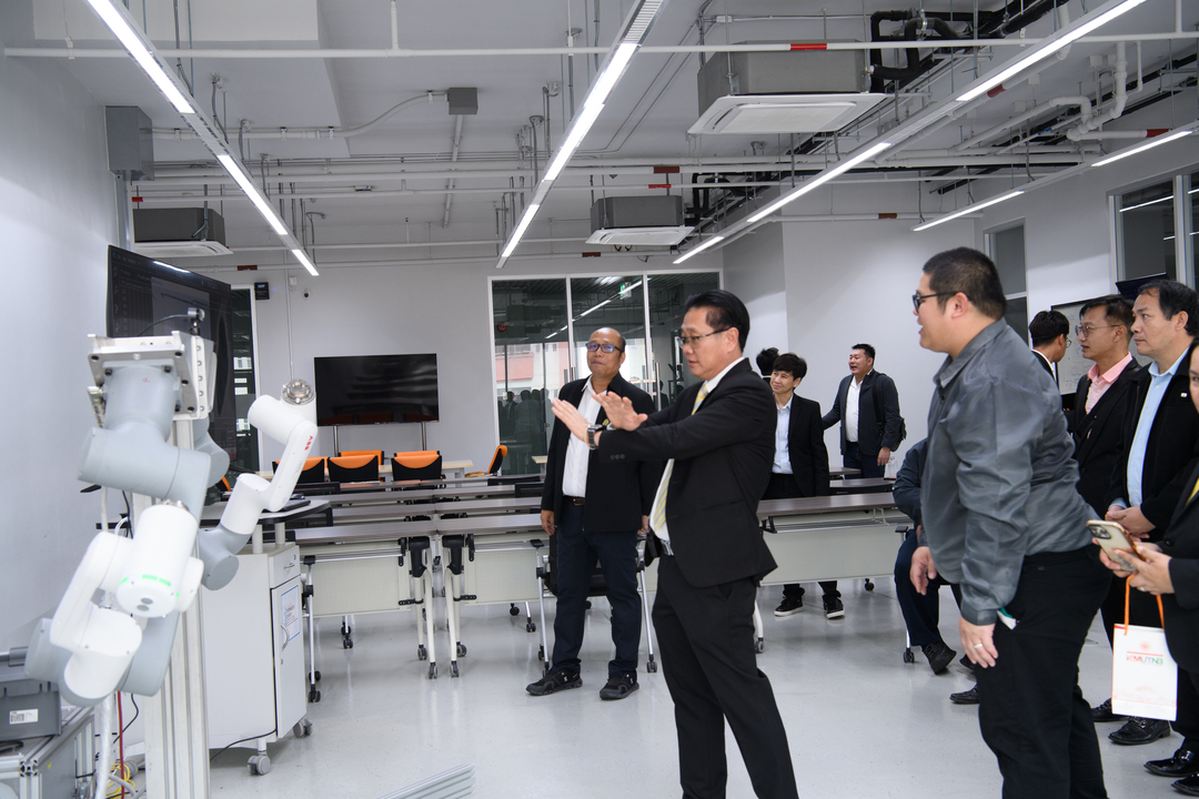 ม.นครพนม เยี่ยมชมดูงานสานต่อเทคโนโลยีอัจฉริยะมหาวิทยาลัยเทคโนโลยีพระจอมเกล้าพระนครเหนือ