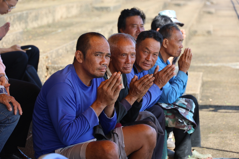 ม.นครพนม บวงสรวงการสร้างเรือไฟโชว์ ประจำปี 2568 ร่วมสืบสานประเพณีไหลเรือไฟจังหวัดนครพนม