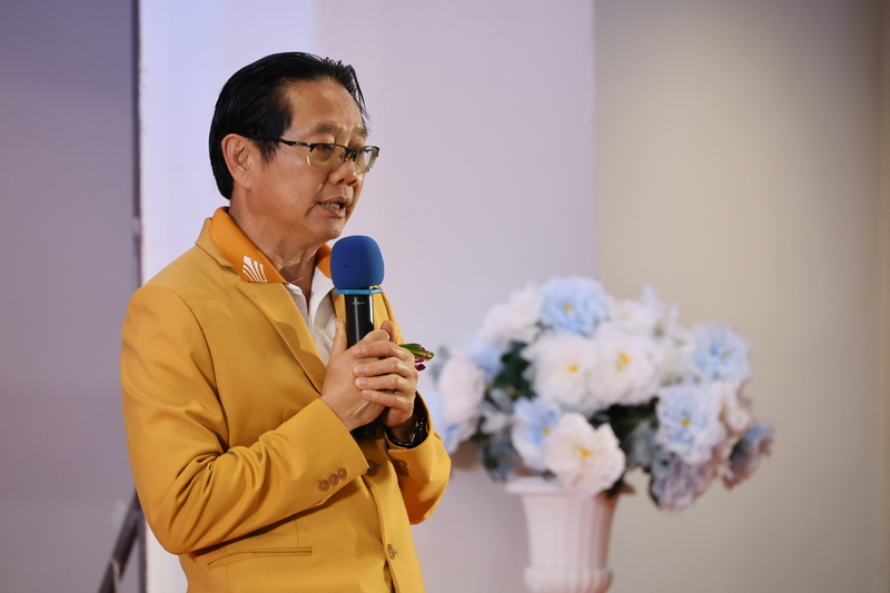 พิธีทำบุญตักบาตรและมอบรางวัลบุคลากร เนื่องในโอกาสครบรอบ 10 ปี คณะครุศาสตร์