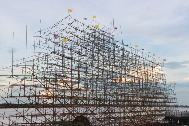 Scoop : เรือไฟแห่งศรัทธา เรื่องเล่าสายน้ำโขง