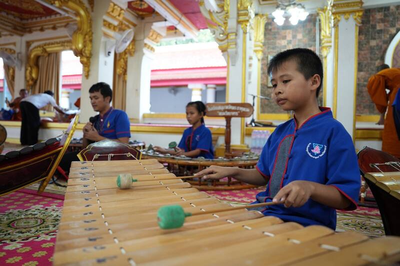 เปิดเวทีเสวนา “ธาตุพนม เมืองแห่งการเรียนรู้ เพื่อความยั่งยืน” สร้างสำนึกร่วมเยาวชนสืบสานดนตรีพุทธบูชาและทุนวัฒนธรรมชุมชน