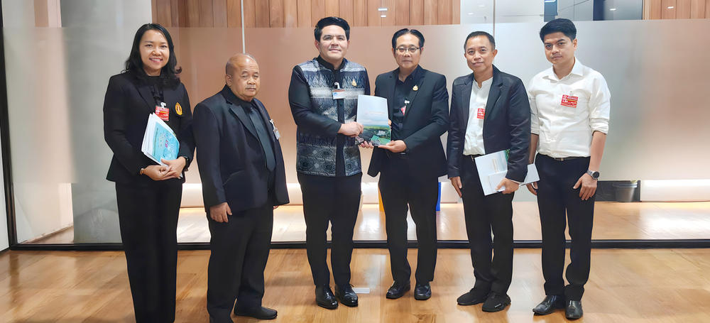 ม.นครพนม เข้าพบรัฐมนตรีว่าการกระทรวง อว. หารือความคืบหน้าโครงการจัดตั้งคณะแพทยศาสตร์