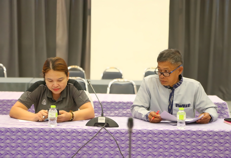 ประชุมเตรียมความพร้อมงานพิธีพระราชทานปริญญาบัตร ประจำปีการศึกษา 2567