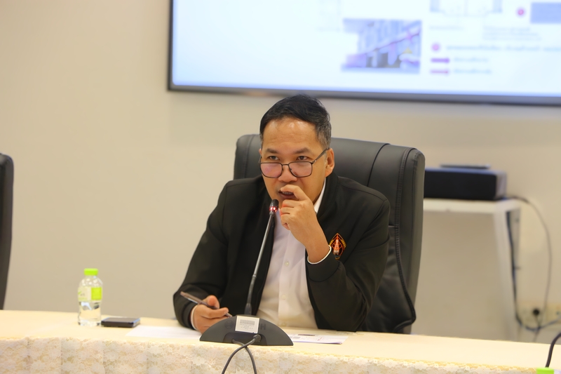 ประชุมเตรียมความพร้อมงานพิธีพระราชทานปริญญาบัตร ประจำปีการศึกษา 2567