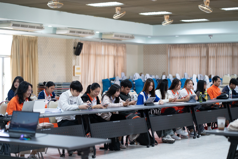 ม.นครพนม จัดสัมมนา “การส่งเสริมความเป็นพลเมืองกับการมีส่วนร่วมในการปกครองท้องถิ่นไทย”