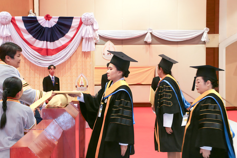 ม.นครพนม จัดซ้อมใหญ่พิธีพระราชทานปริญญาบัตร ประจำปีการศึกษา 2567 เตรียมความพร้อมบัณฑิตสู่พิธีสำคัญ