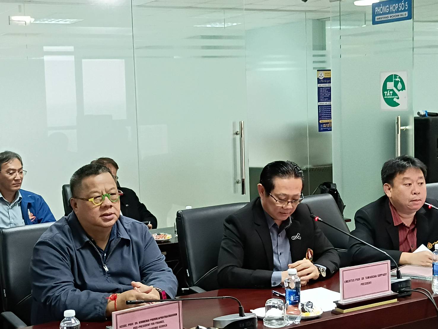 ม.นครพนม กระชับสัมพันธ์ ม.ฮาติงห์ เวียดนาม หารือความร่วมมือทางวิชาการเดินหน้าพัฒนาการศึกษา