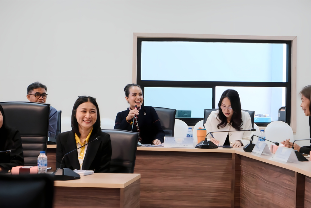 ม.นครพนม ศึกษาดูงาน ม.กาฬสินธุ์ แลกเปลี่ยนเรียนรู้ด้านสื่อสารองค์กร