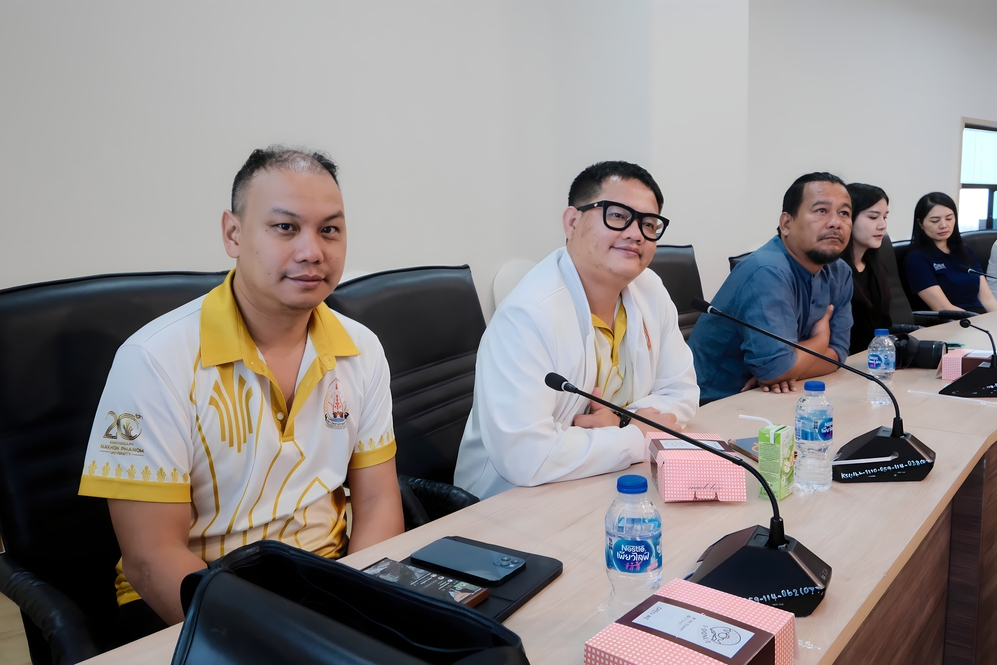 ม.นครพนม ศึกษาดูงาน ม.กาฬสินธุ์ แลกเปลี่ยนเรียนรู้ด้านสื่อสารองค์กร