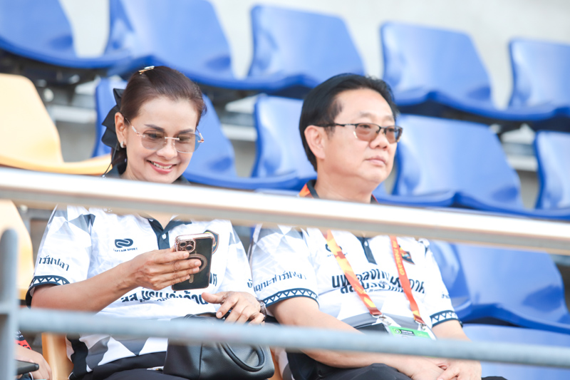 อธิการบดี มนพ. นำทัพผู้บริหารและบุคลากรร่วมลุ้นเชียร์ NPU นครพนมยูไนเต็ด นัดเปิดสนามไทยแลนด์ เซมิ-โปร ลีก 2026