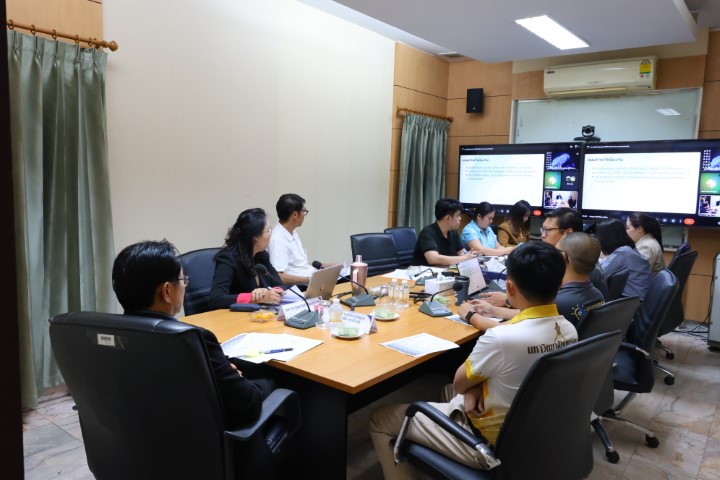 ม.นครพนม จัดประชุมขับเคลื่อนการจัดทำคาร์บอนฟุตพริ้นท์องค์กร (CFO) มุ่งสู่มหาวิทยาลัยสีเขียว